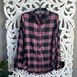 🆕 BeachLunchLounge Soft Plaid Shirt